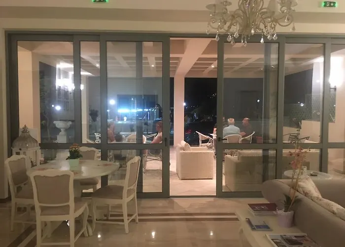 Costa Rampane *